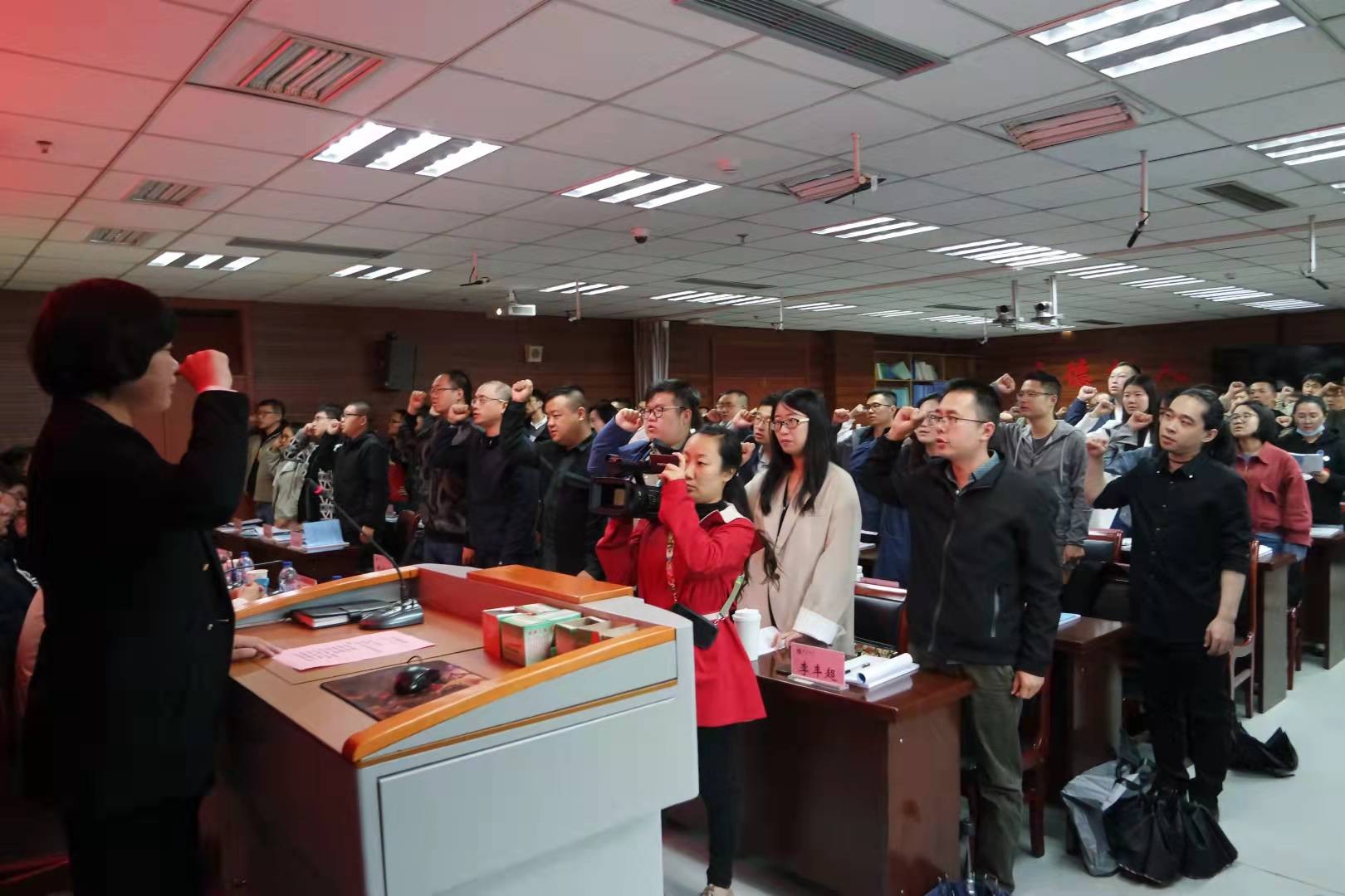 我校2021年新入職教師培訓開班